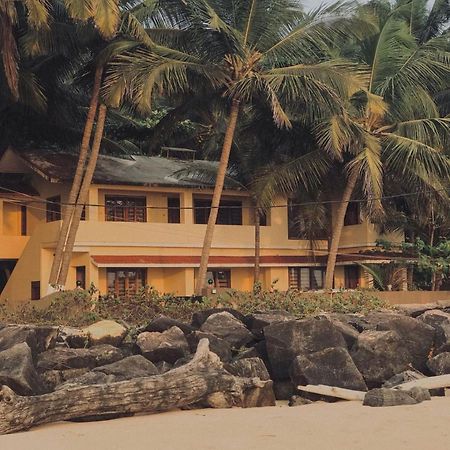 Kizhunna Rock Beach House Kannur Ngoại thất bức ảnh